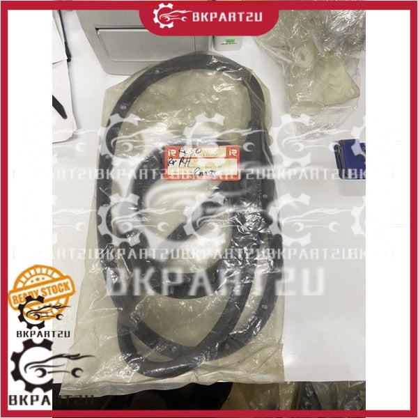 TOYOTA COROLLA KE30 (1974-1981) DOOR RUBBER GETAH PINTU BELAKANG KANAN REAR RIGHT HAND SIDE OEM OLD STOCK 67871-12082