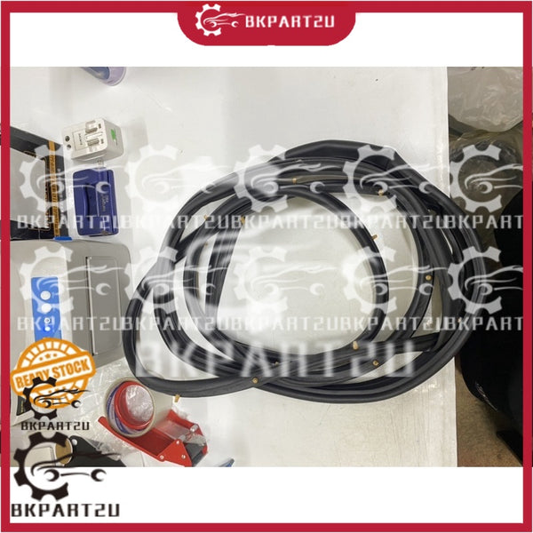 TOYOTA HIACE LH113 (1989-2004) FRONT DOOR RUBBER RH DEPAN GETAH PINTU MADE BY OEM